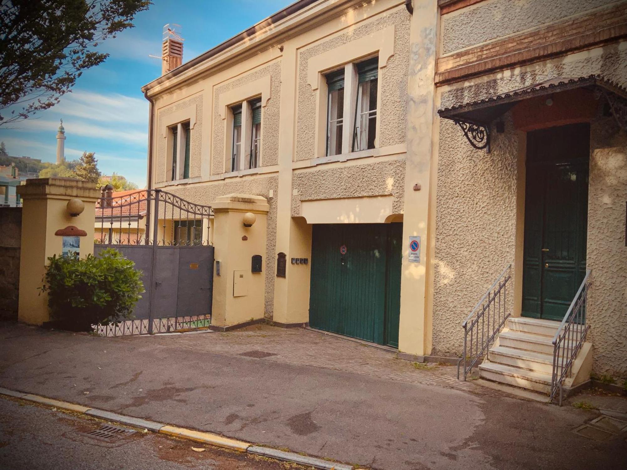 Le Residenze Dei Serravallo * Triest